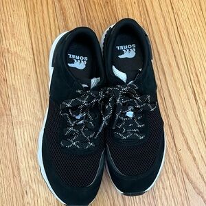 Sorel athletic shoes size 7.5